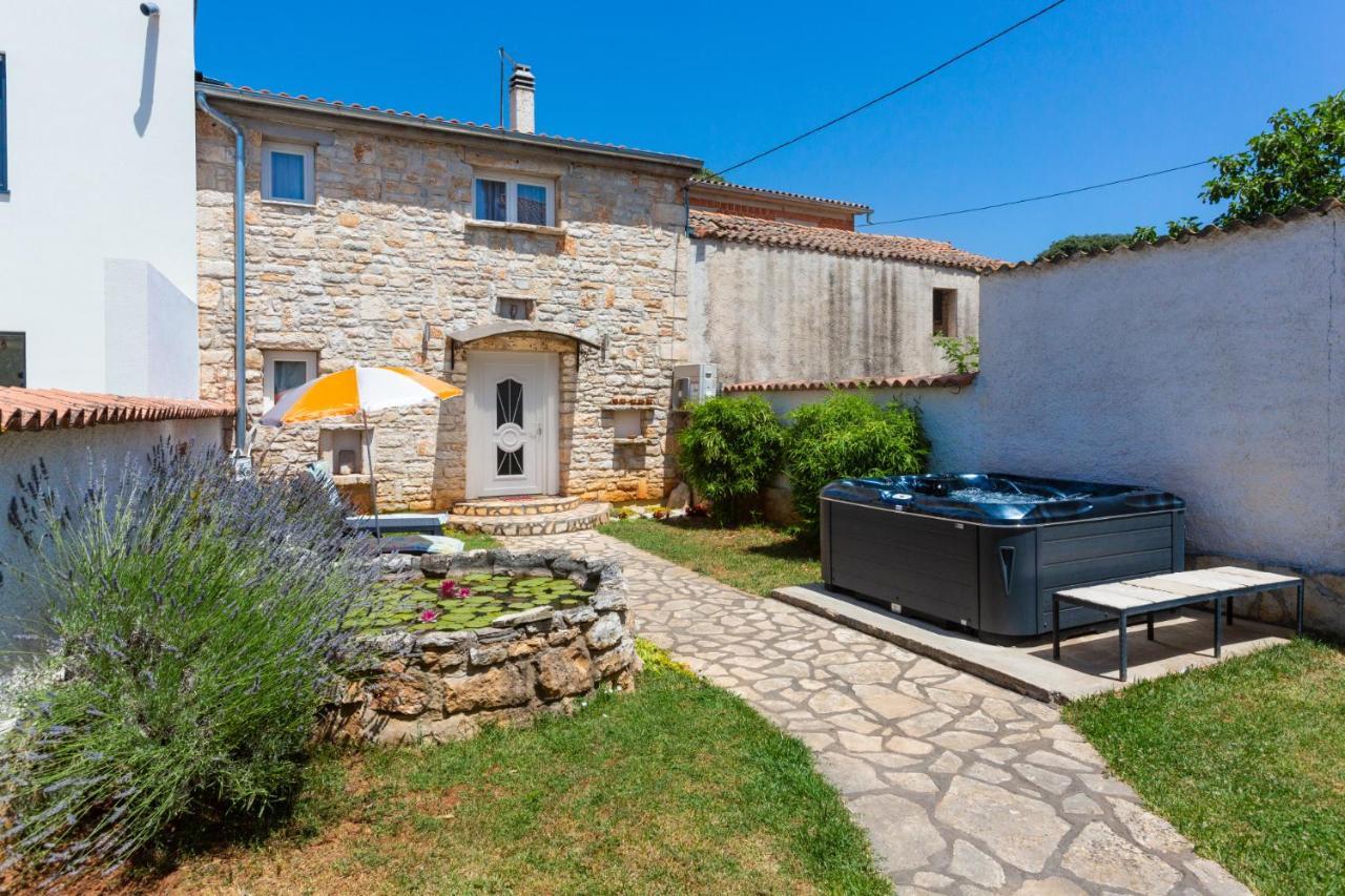 Appartement Lilo Lavender à Loborika Extérieur photo