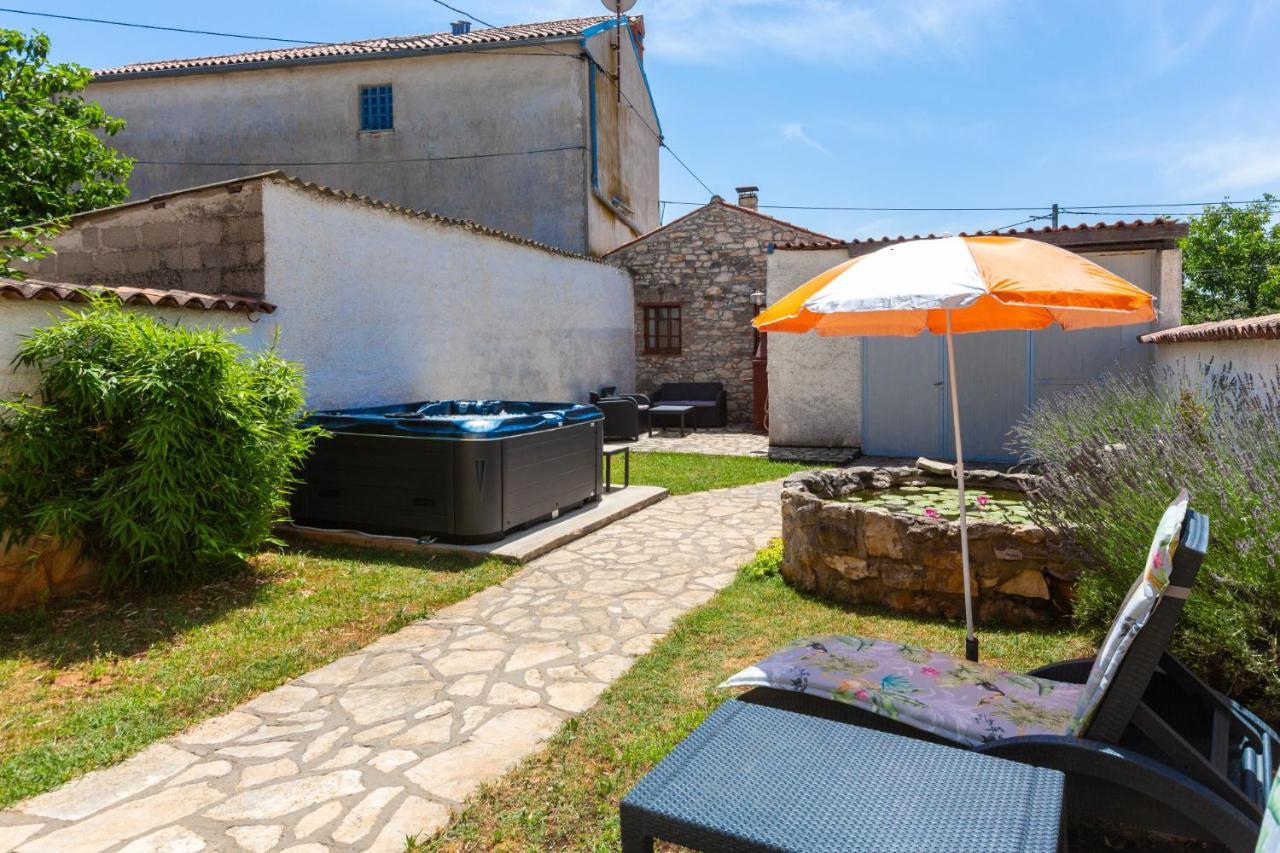 Appartement Lilo Lavender à Loborika Extérieur photo